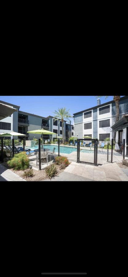 Luxury Mountain View 2Br With Balcony Located In Scottsdaleアパートメント エクステリア 写真