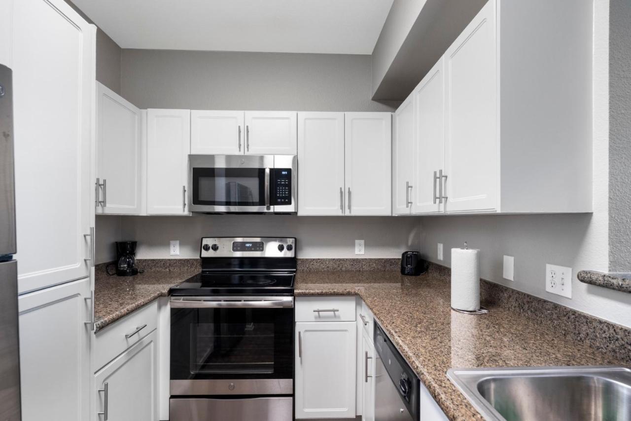 Luxury Mountain View 2Br With Balcony Located In Scottsdaleアパートメント エクステリア 写真